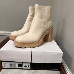 Dolce Vita Caster H2O; 9.5; Ivory